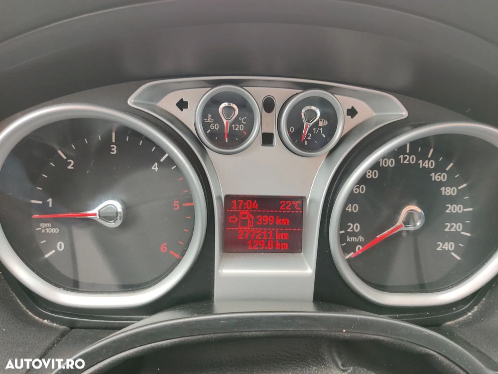 Ford Focus 1.6 TDCi Ambiente - 10