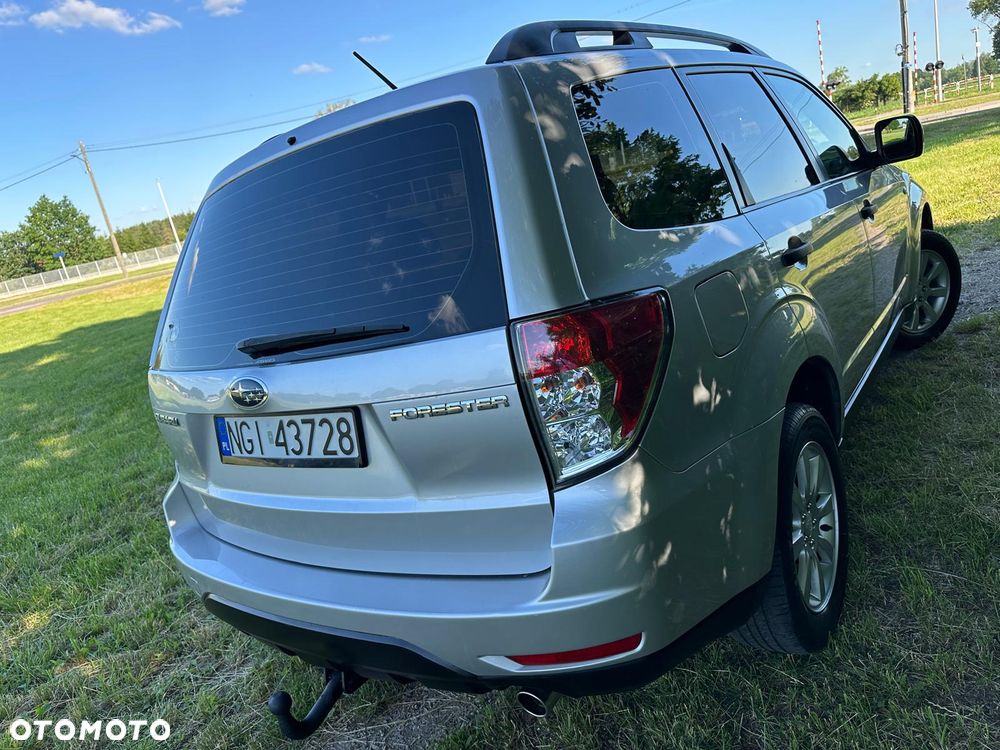 Subaru Forester 2.0 XA TRE - 12