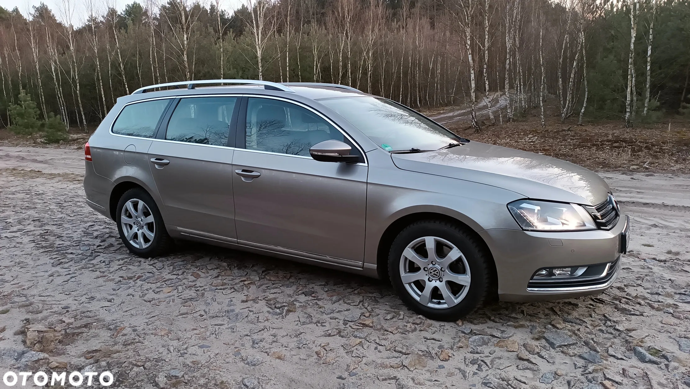 Volkswagen Passat 2.0 TDI Comfortline - 5