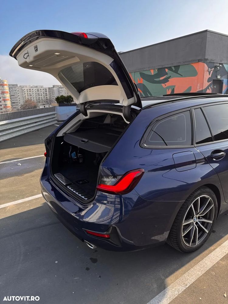BMW Seria 3 320d Touring Aut. - 9
