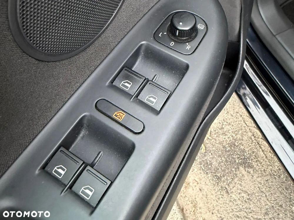 Volkswagen Golf Plus 1.6 TDI DPF Team - 13