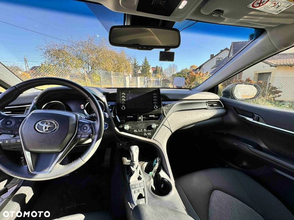 Toyota Camry 2.5 Hybrid Comfort CVT - 10