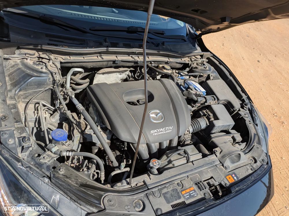 Mazda 3 1.5 Sky-G Evolve - 11