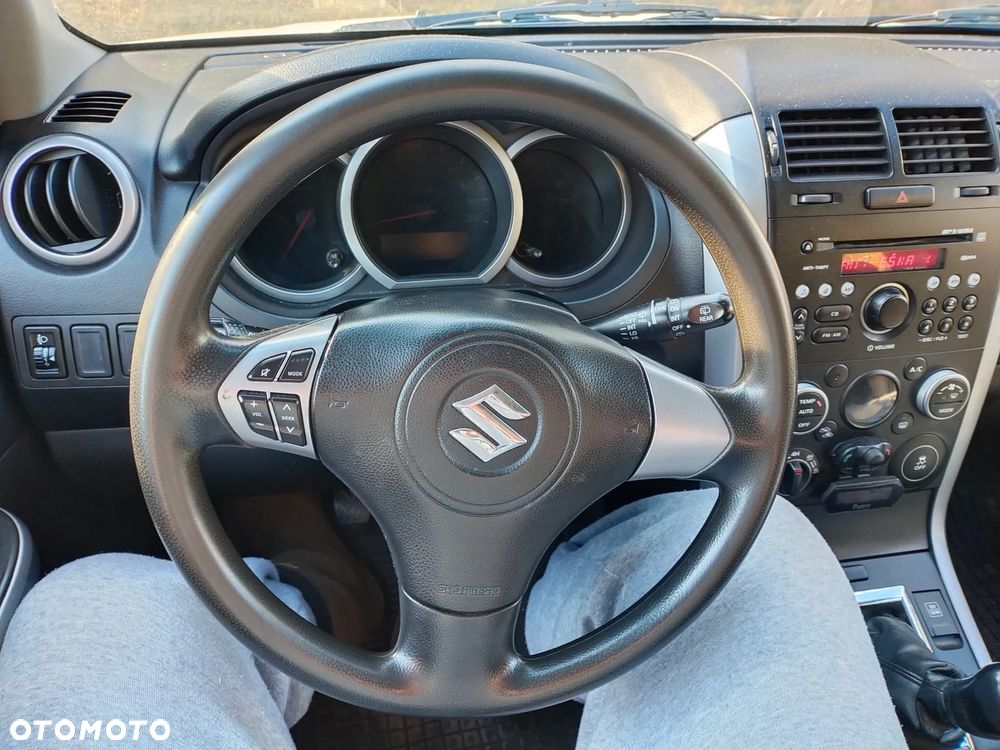 Suzuki Grand Vitara 1.9 DDiS De Luxe - 7