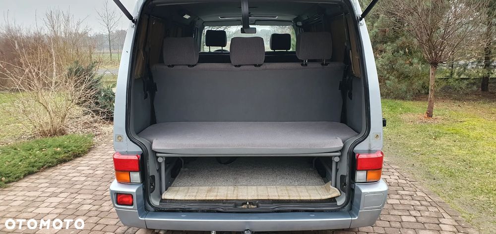 Volkswagen Transporter - 30