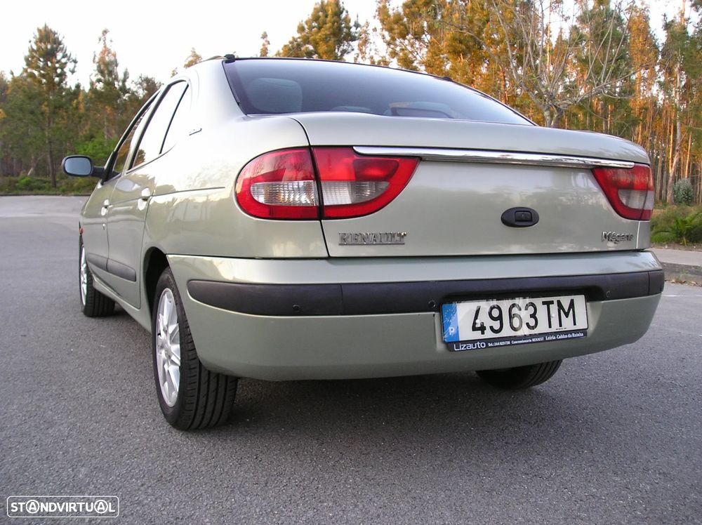 Renault Mégane 1.4 16V Privilège - 7