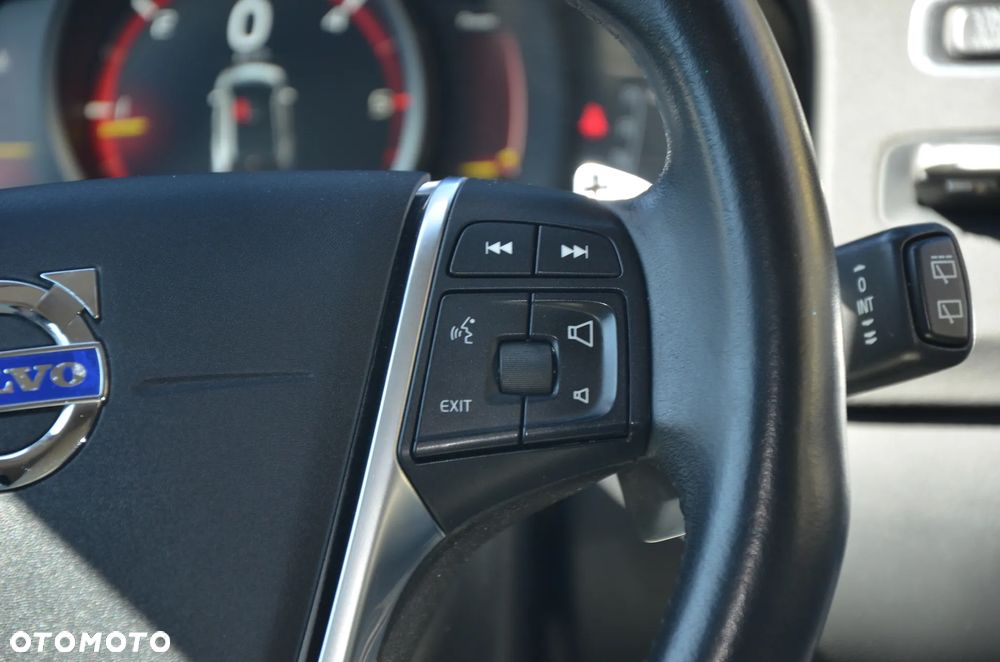 Volvo V60 B4 D Geartronic RDesign - 33