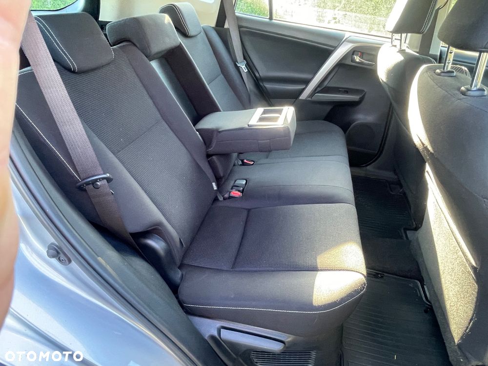 Toyota RAV4 - 13