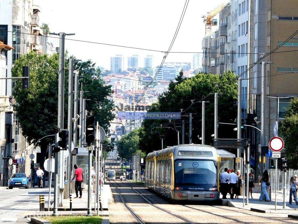Terreno p/ construção 10 APARTAMENTOS, junto ao Metro. Portugal, Po... - Grande imagem: 3/8