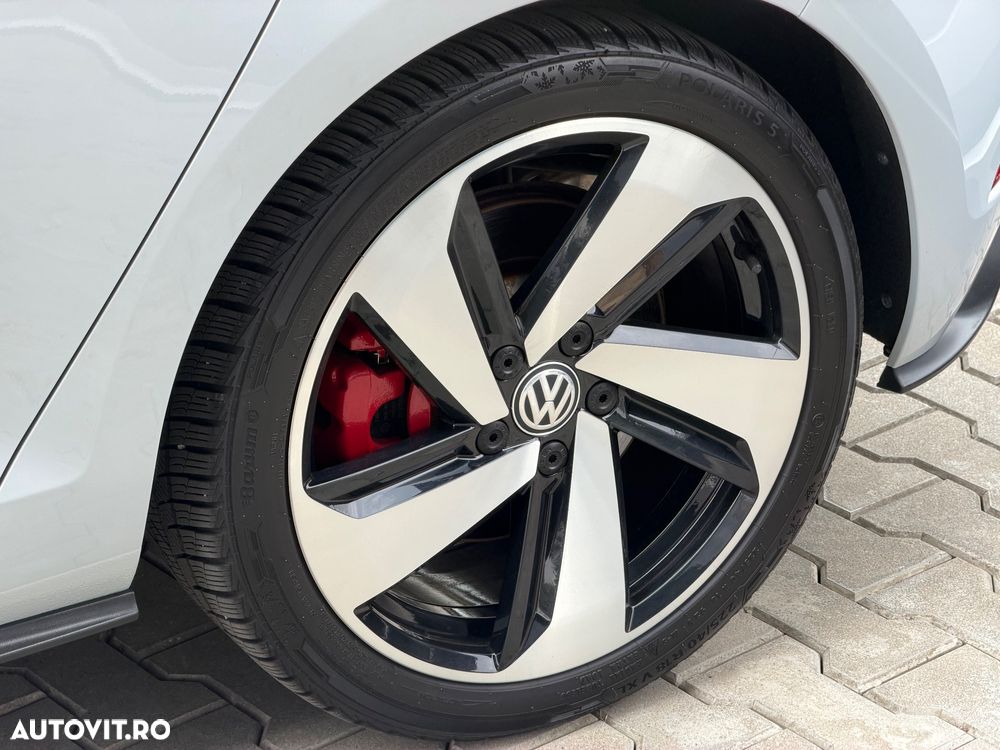 Volkswagen Golf 2.0 TSI BMT DSG GTI Performance - 39