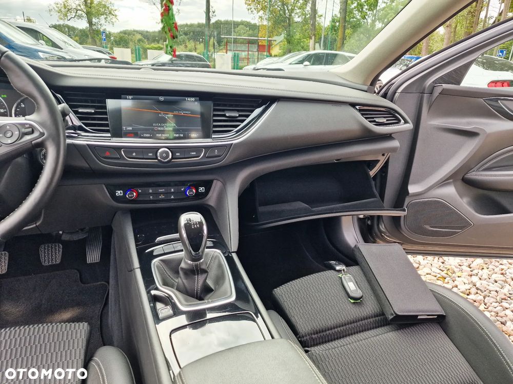 Opel Insignia - 13