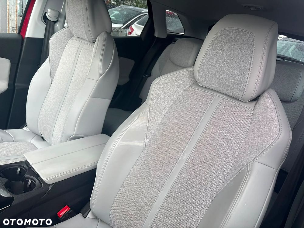 Peugeot 3008 PureTech 130 Stop & Start GPF EAT8 Allure - 12