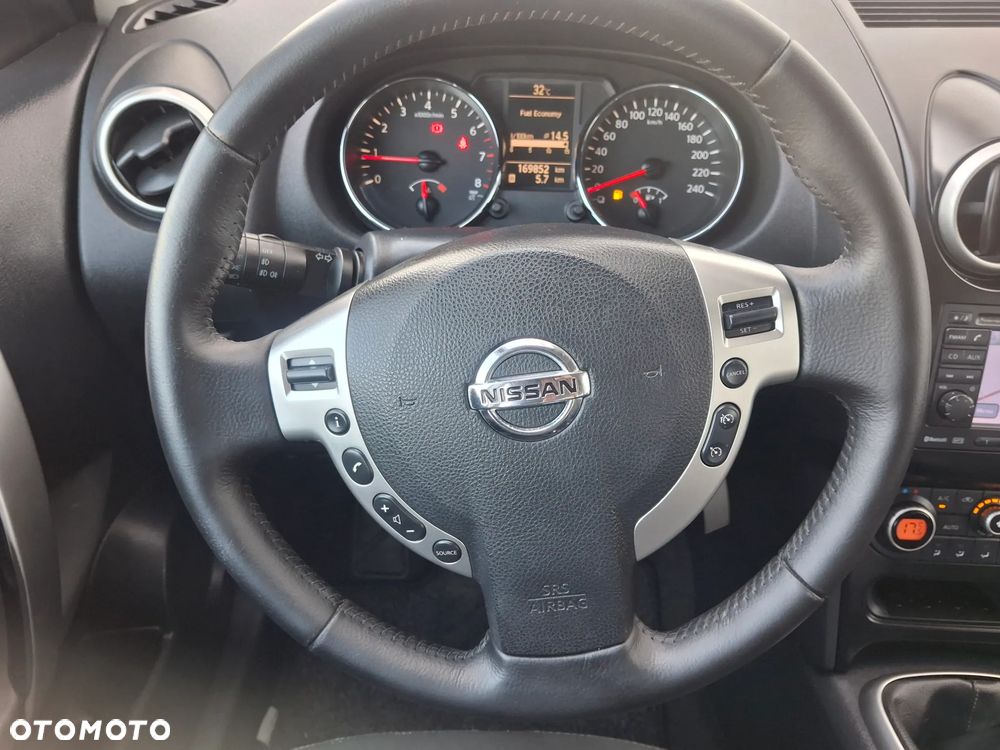 Nissan Qashqai 1.6 visia - 27
