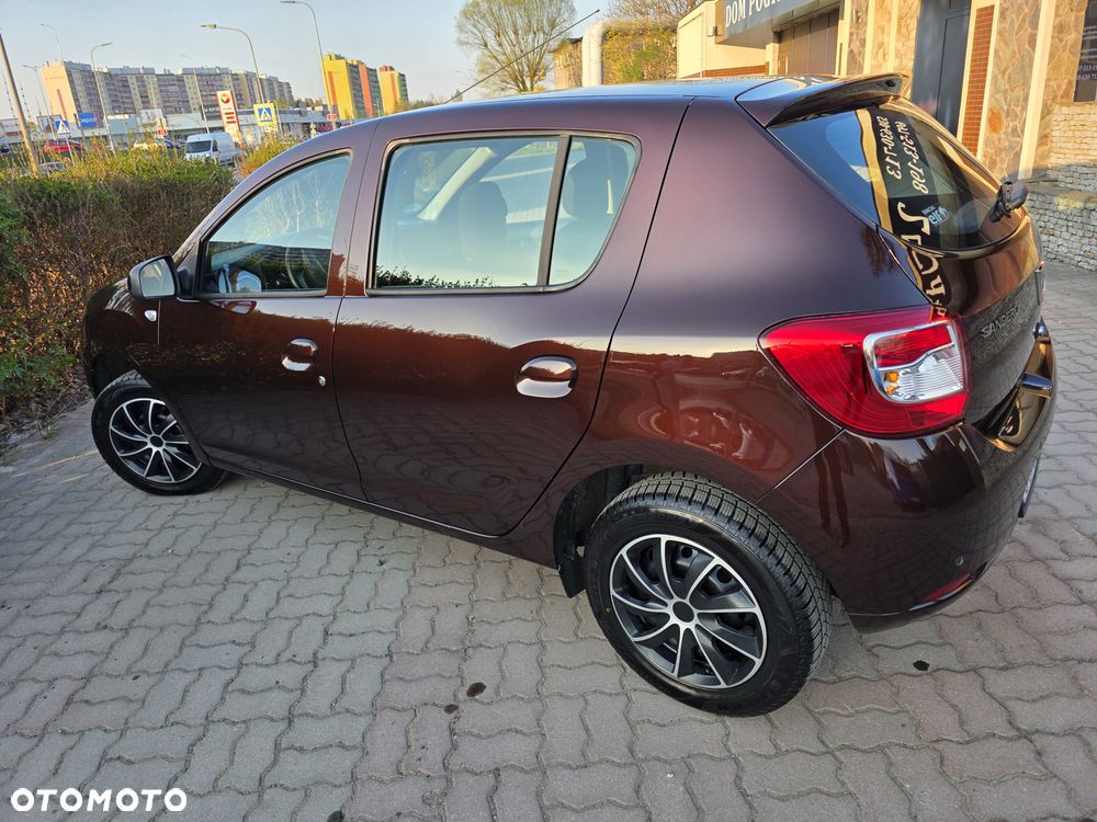 Dacia Sandero 1.2 16V 75 Celebration - 30