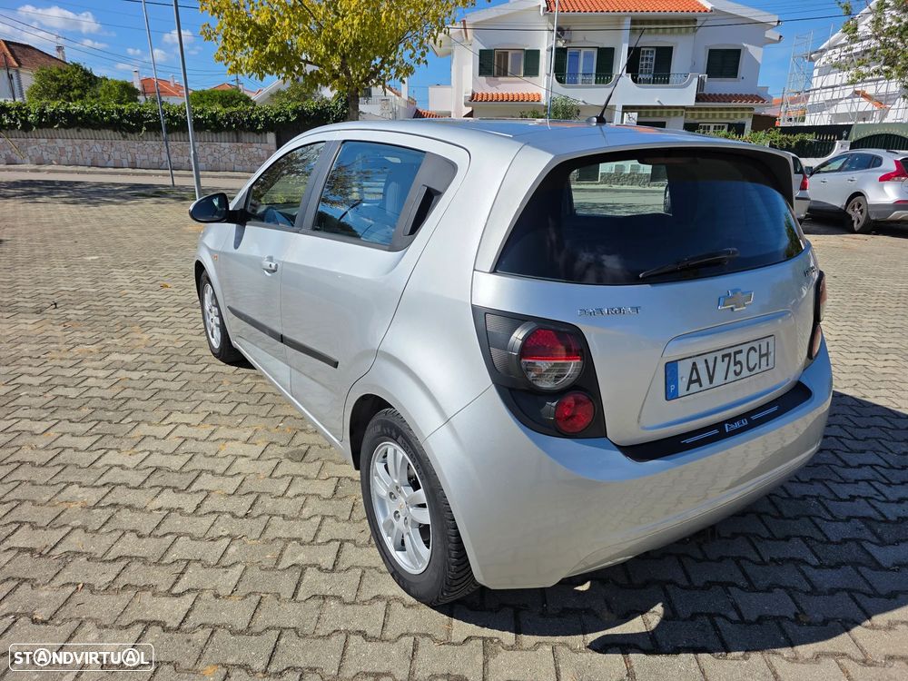 Chevrolet Aveo 1.3 VCDi LTZ - 3