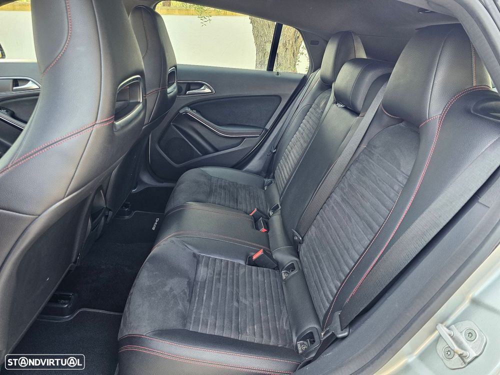 Mercedes-Benz CLA 220 - 11