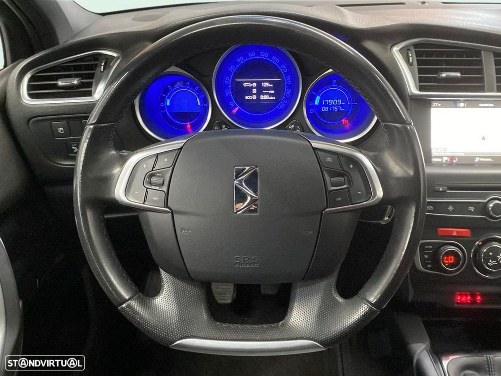 DS DS4 Crossback - 10
