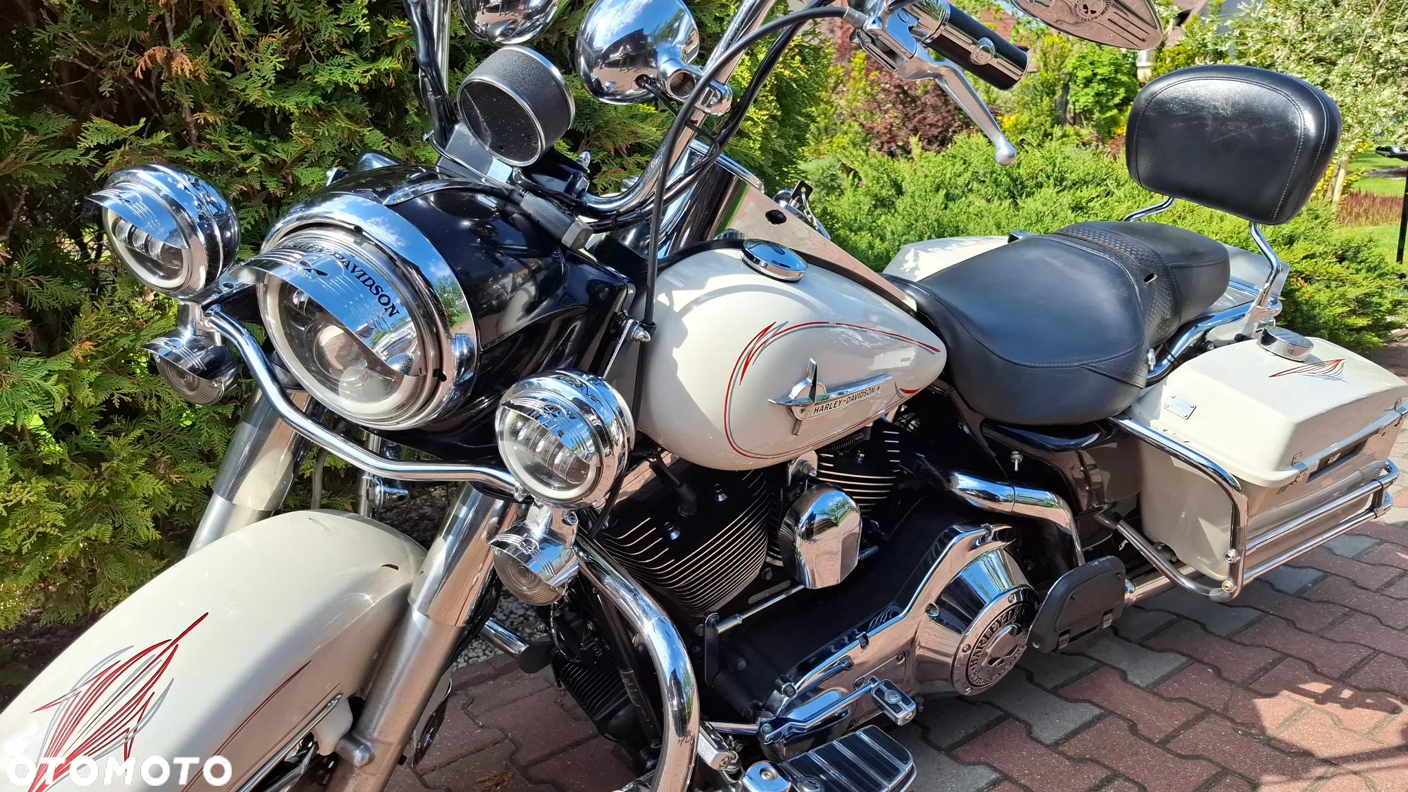 Harley-Davidson Touring Road King - 22