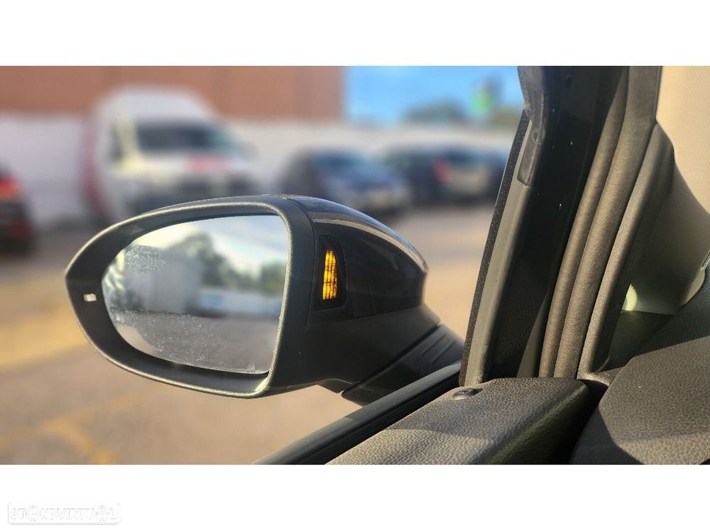 VW Golf 1.0 TSI Life - 28