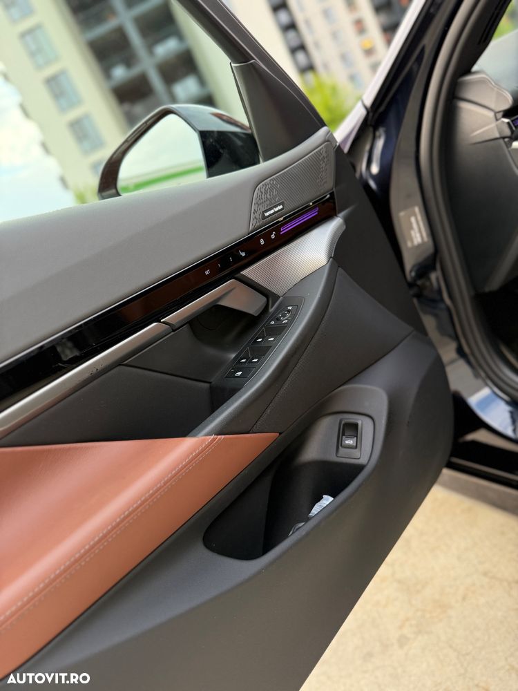 BMW Seria 5 520d xDrive Aut. - 13