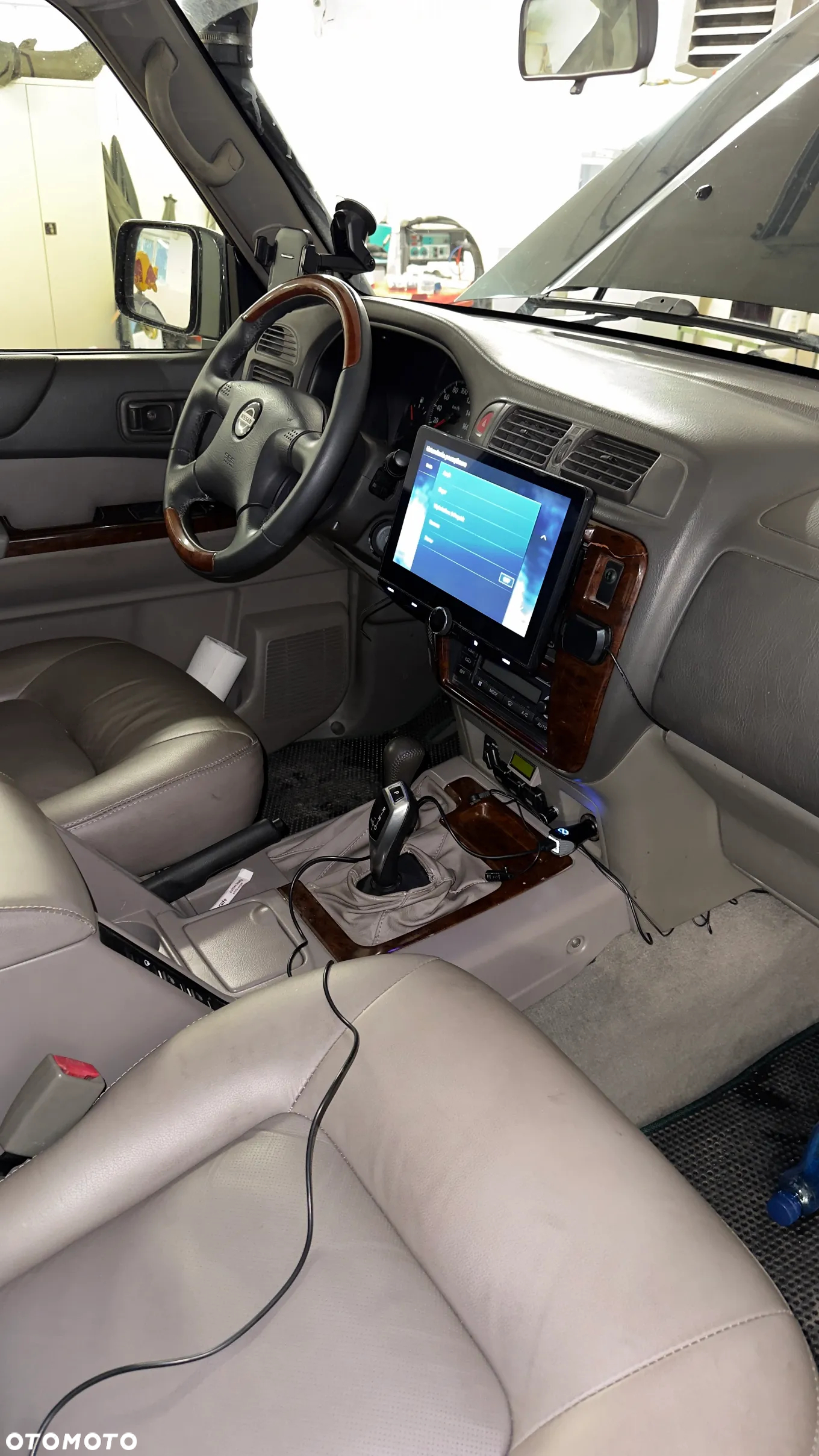 Nissan Patrol - 10