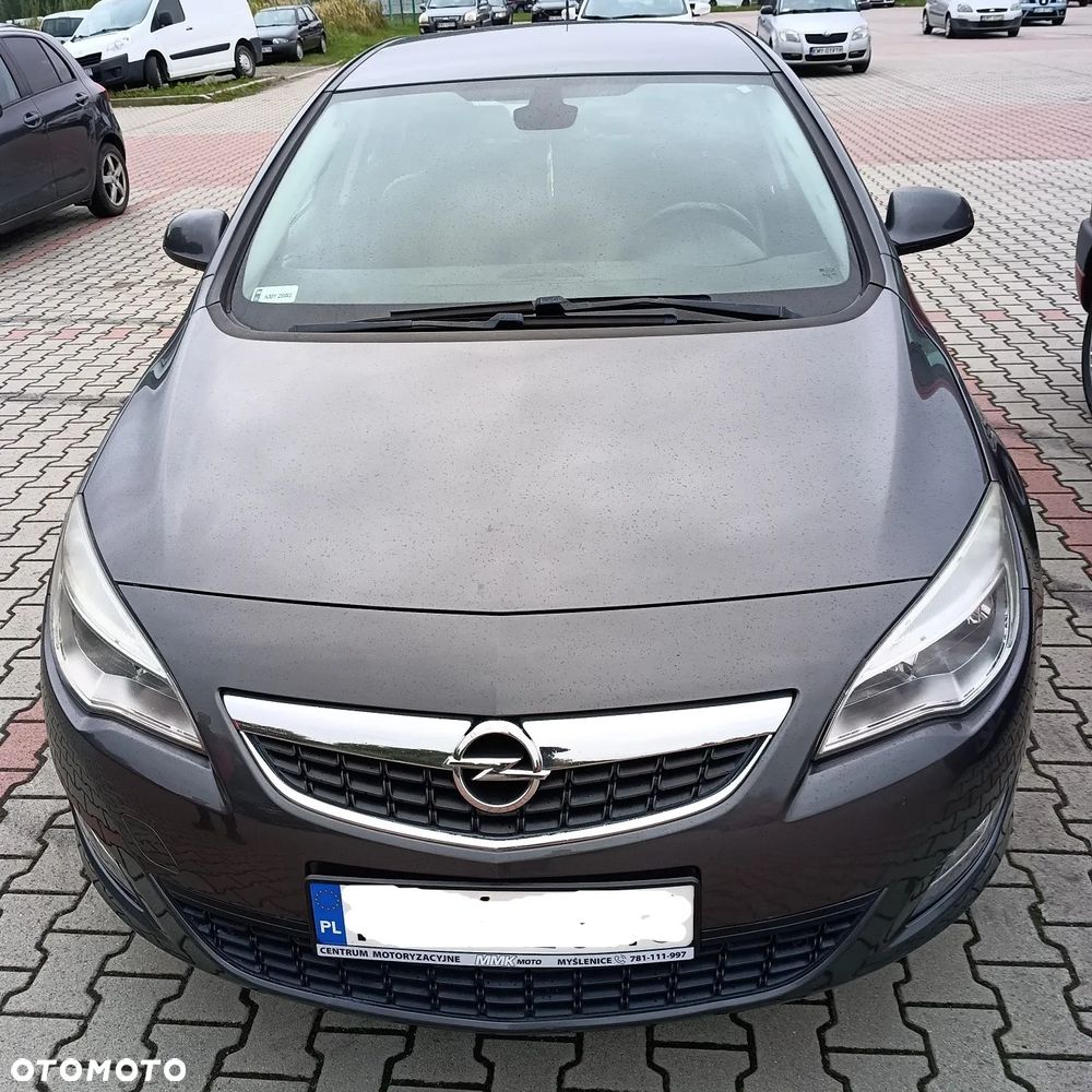 Opel Astra 1.4 T Cosmo - 1