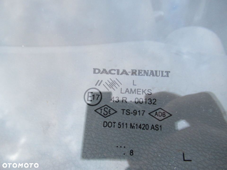 SZYBA CZOŁOWA PRZEDNIA PRZÓD DACIA LOGAN I 1 MCV 2008 - 2