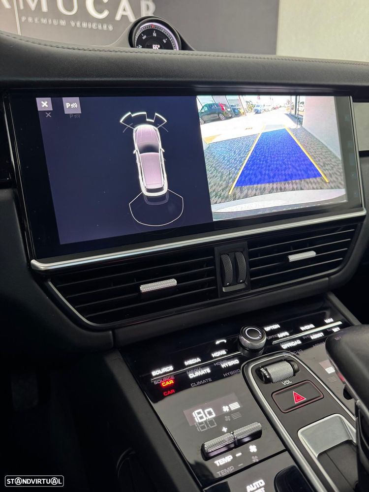 Porsche Cayenne E-Hybrid - 15