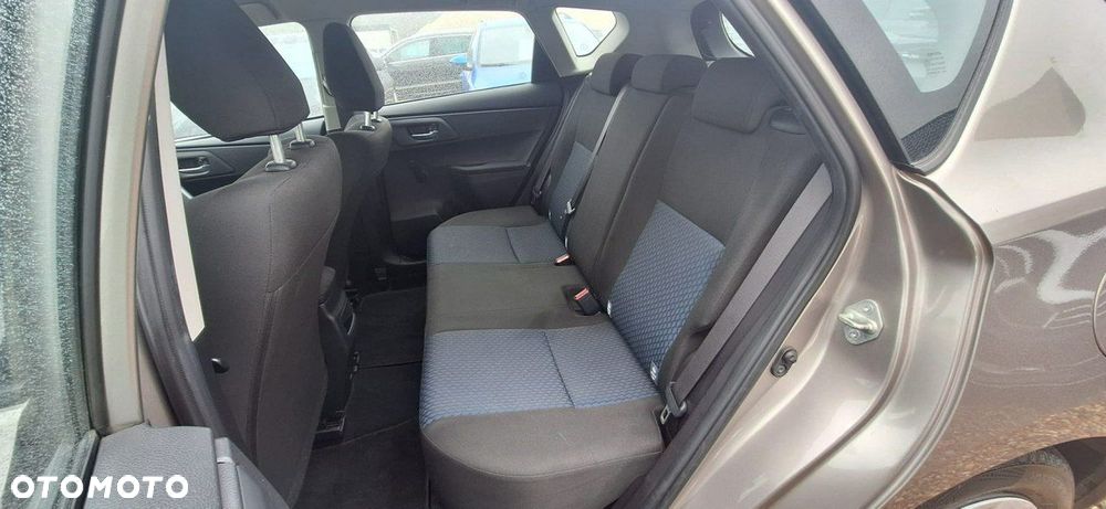 Toyota Auris - 12