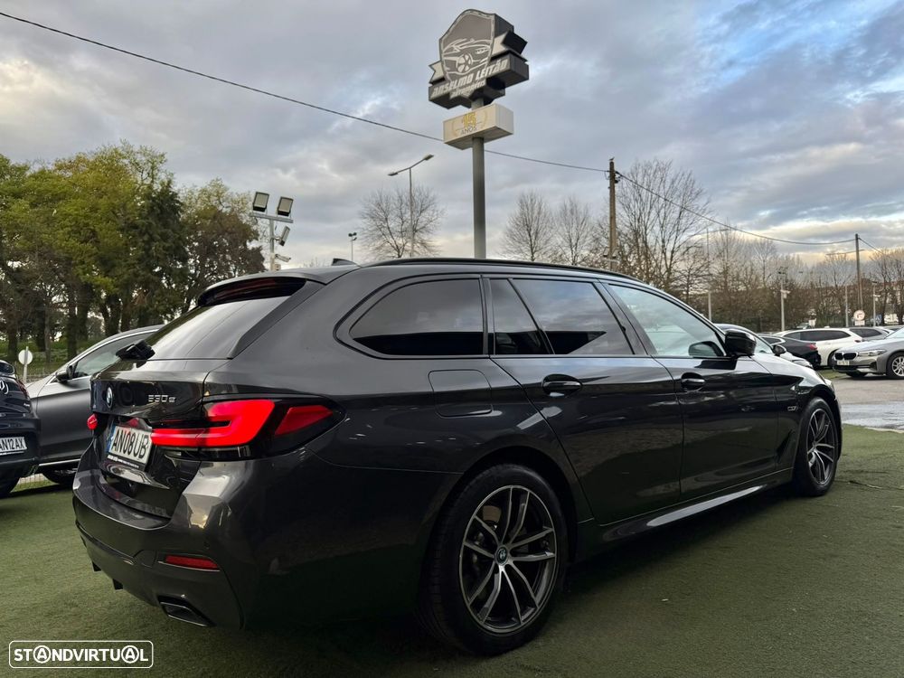 BMW 530 e Pack Desportivo M - 1