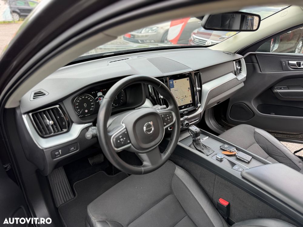 Volvo XC 60 D4 AWD Momentum - 36