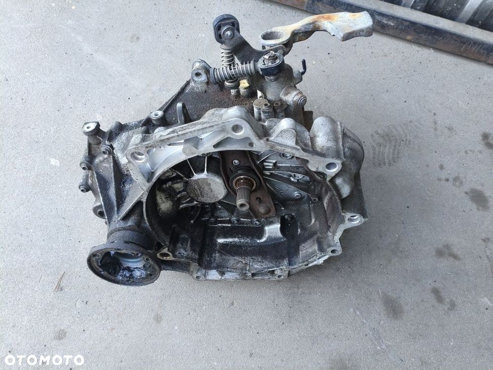 Skrzynia biegów FVH 6 biegów VW Volkswagen 1,6 MPI BSE BGU Audi Seat Skoda - 1