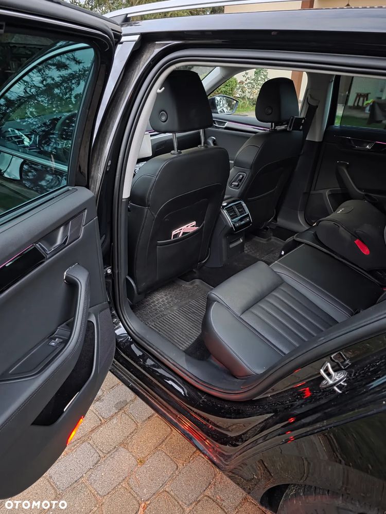 Skoda Superb 2.0 TDI SCR 4x4 L&K DSG - 12