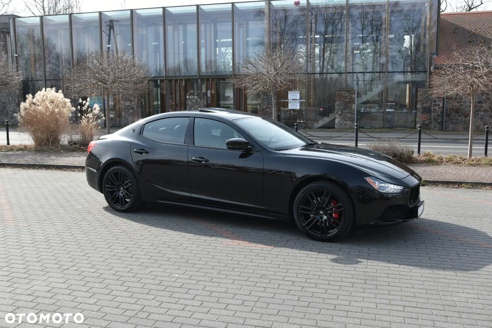 Maserati Ghibli GranSport - 4