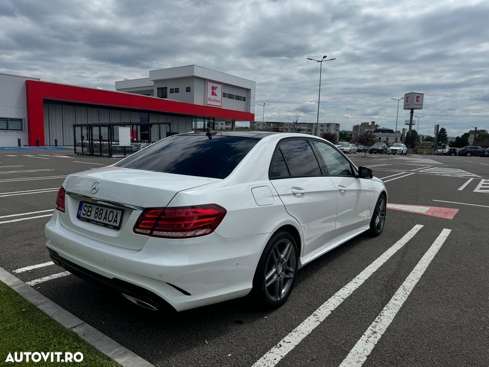 Mercedes-Benz E 220 Blue TEC BlueEFFICIENCY Edition - 4
