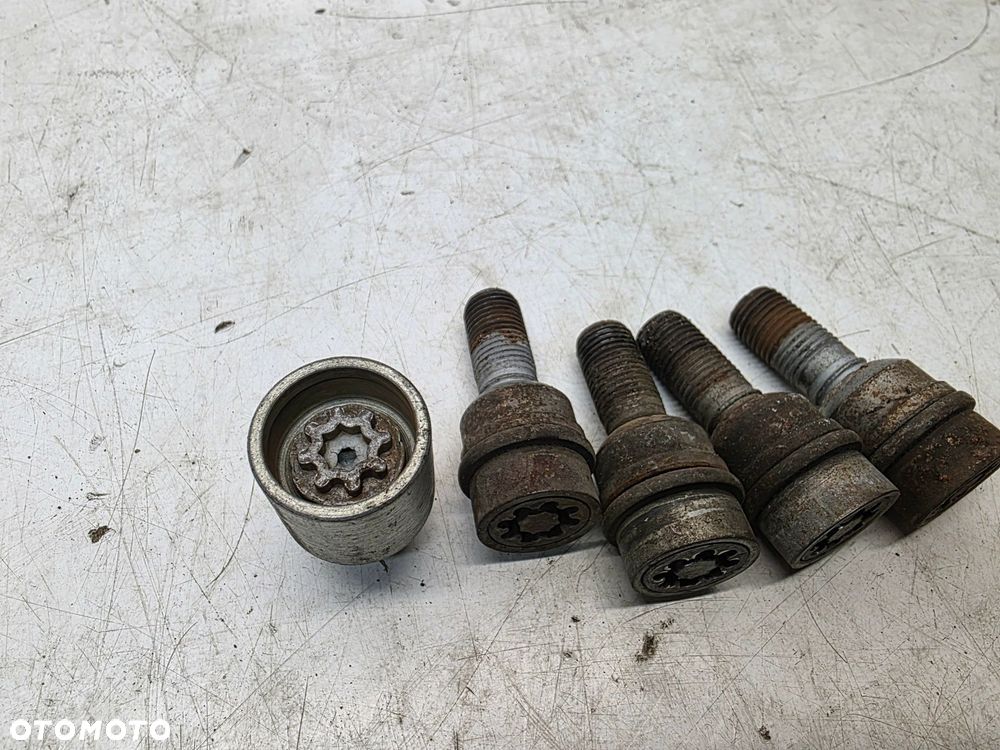 ŚRUBY ZABEZPIECZAJĄCE PŁYWAJĄCA PODKŁADKA AUDI VW SEAT SKODA ,J" 60 MM - 5