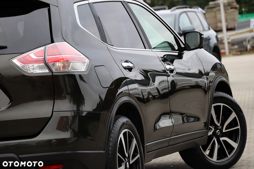 Nissan X-Trail 2.0 dCi ALL-MODE 4x4i Xtronic Tekna - 17