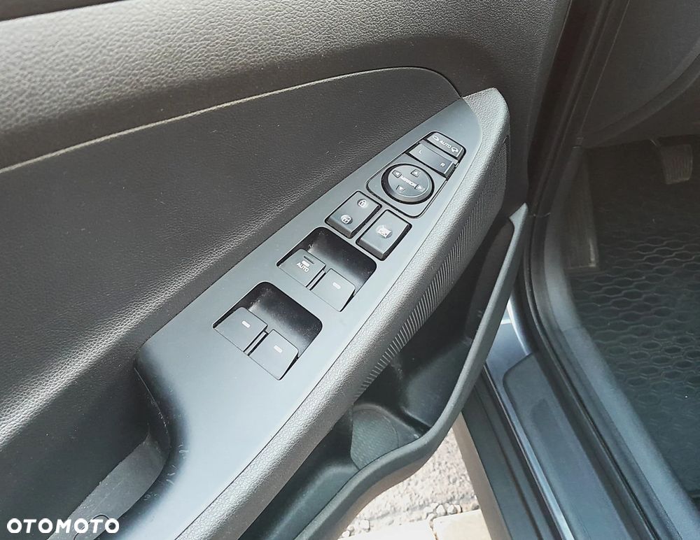 Hyundai Tucson blue 1.6 GDi 2WD Passion - 9