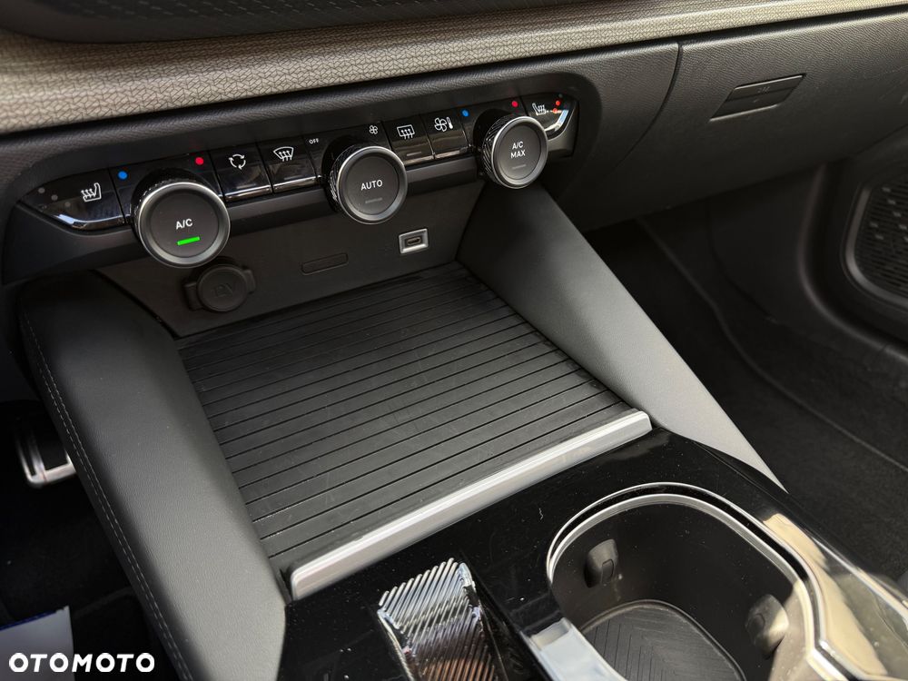 Citroën C5X 1.6 PHEV 225 Shine EAT8 - 26