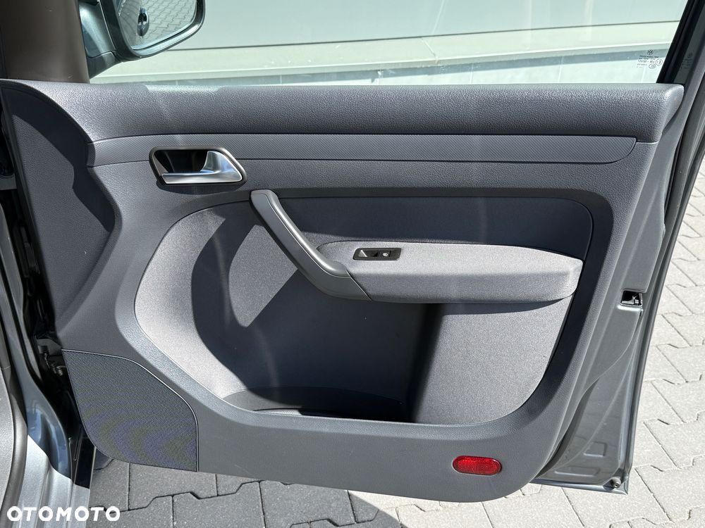 Volkswagen Caddy - 33