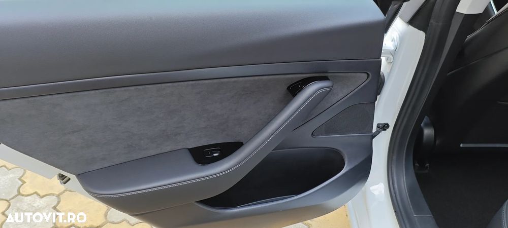 Tesla Model 3 Standard Reichweite Plus Hinterradantrieb - 18