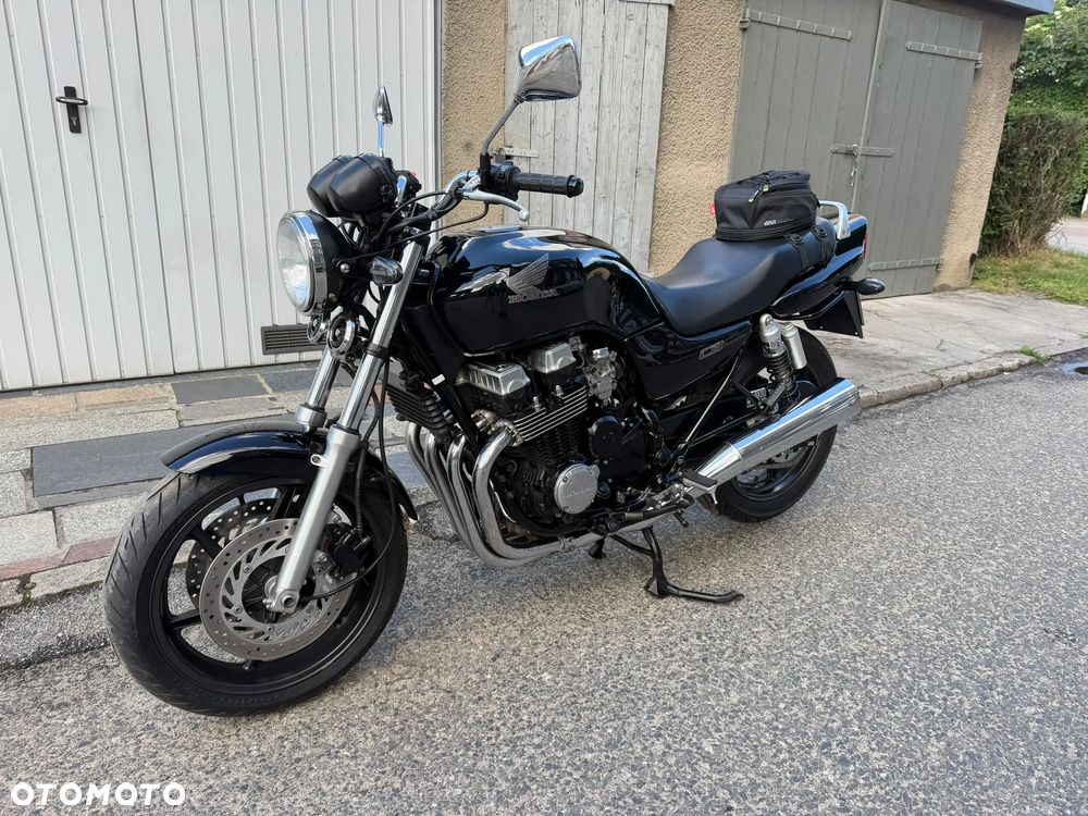 Honda CB - 23