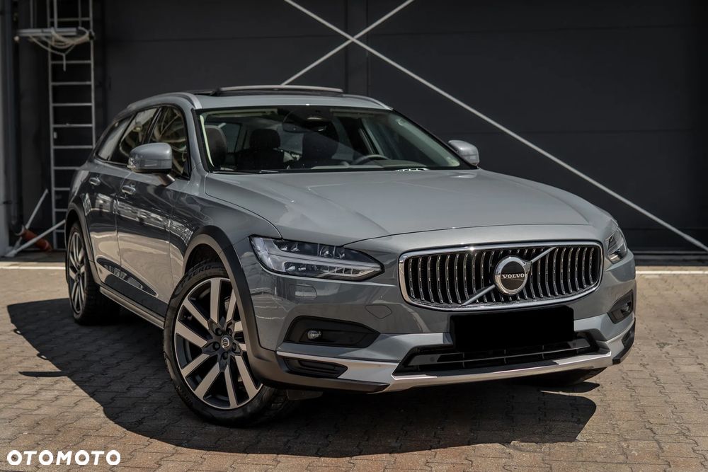 Volvo V90 Cross Country B5 D AWD Ultimate - 1