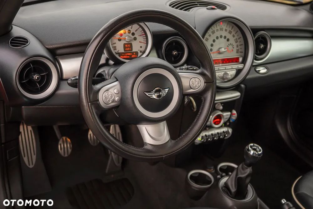 MINI Cooper S Standard - 33