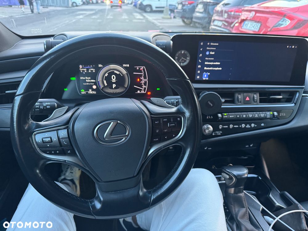 Lexus ES 300h Elegance - 10