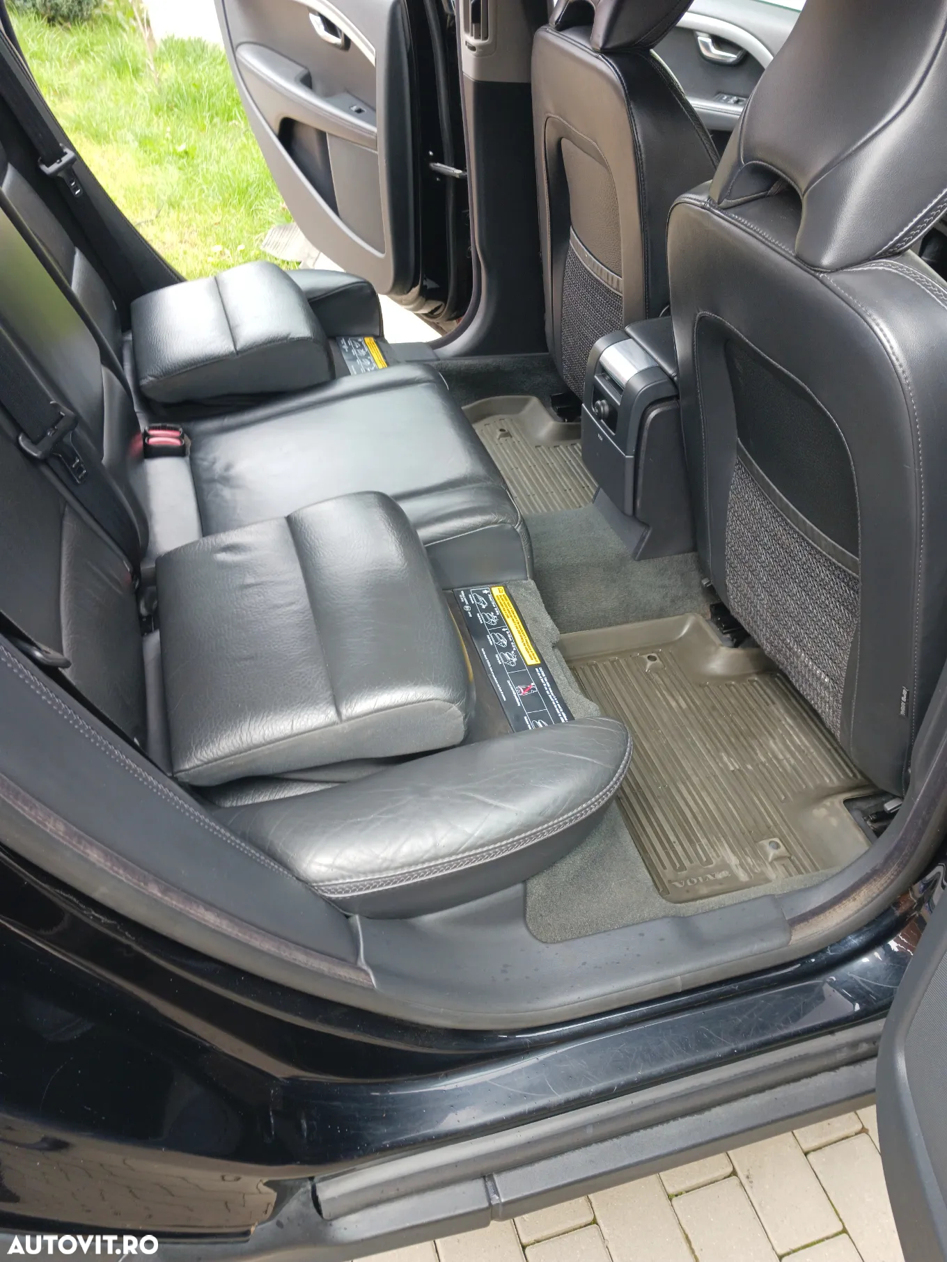 Volvo XC 70 D3 DRIVe Momentum - 16