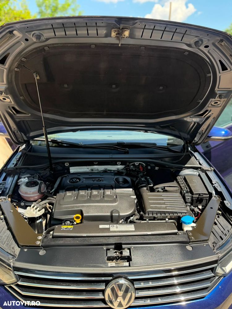 Volkswagen Passat 2.0 TDI DSG Comfortline - 4