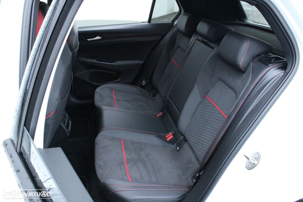 VW Golf 2.0 TSI GTI Clubsport DSG - 41