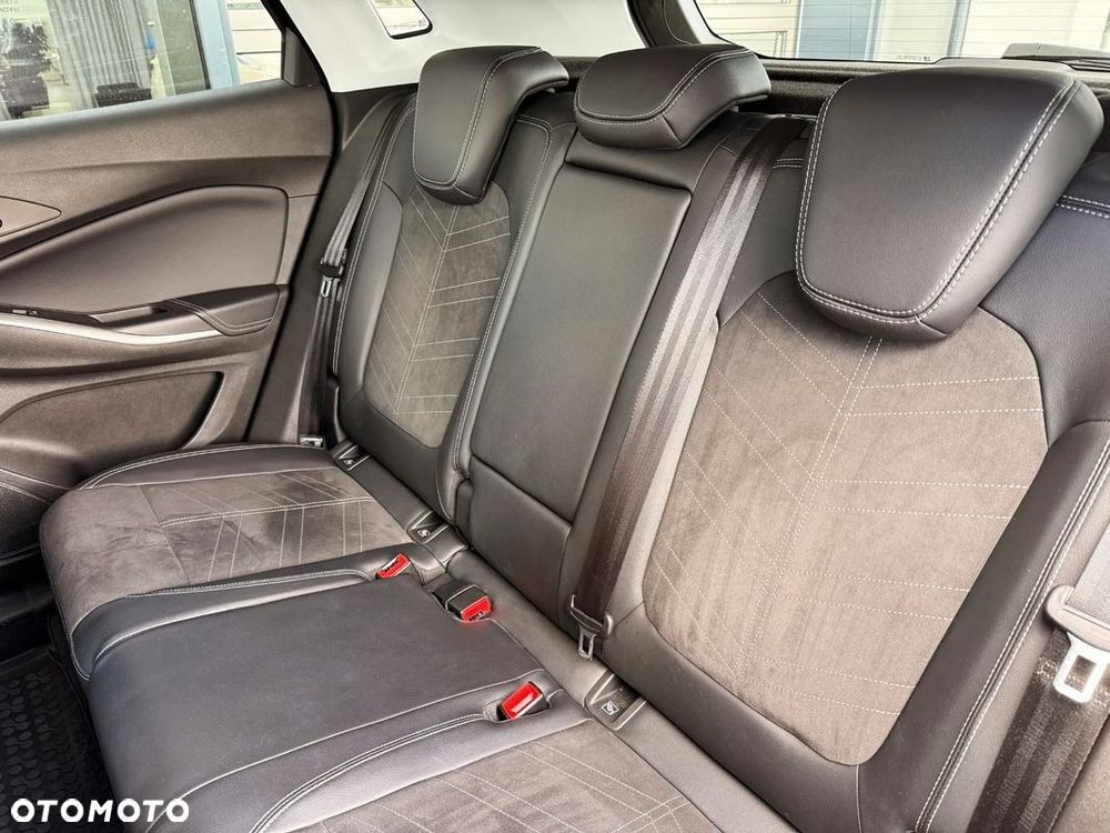 Opel Grandland 1.2 T GS S&S - 22
