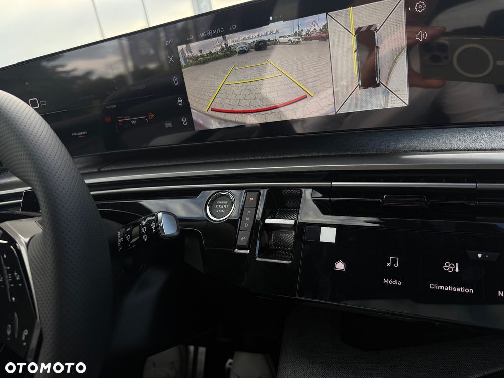 Peugeot 5008 1.2 PureTech mHEV GT Exclusive S&S e-DCS6 - 28